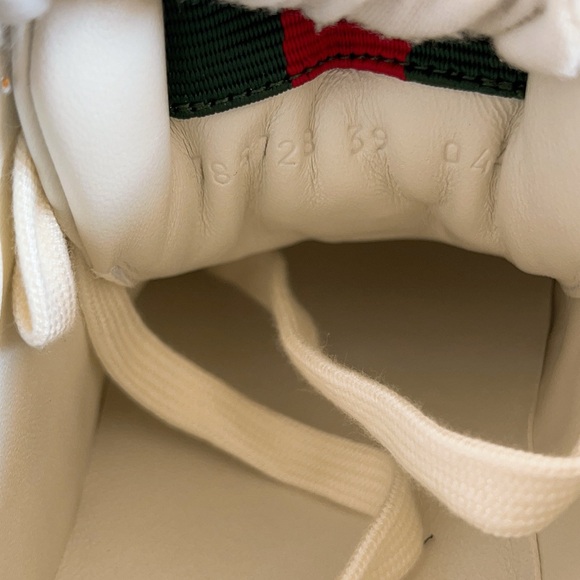 Gucci Women’s Women’s Bicolor Web Low-Top Sneakers - Picture 9 of 16